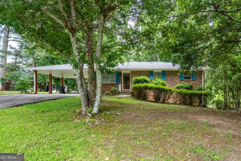 Photo 2 of 3430 Hillbrook Court SW