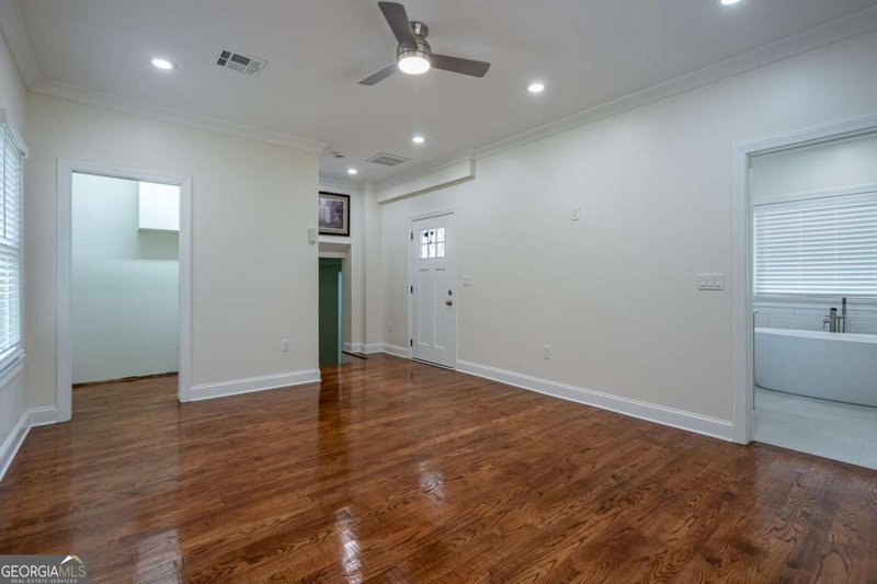 Photo 24 of 3430 Hillbrook Court SW
