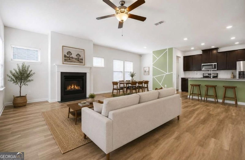 Photo 6 of 4676 Electric Avenue SW