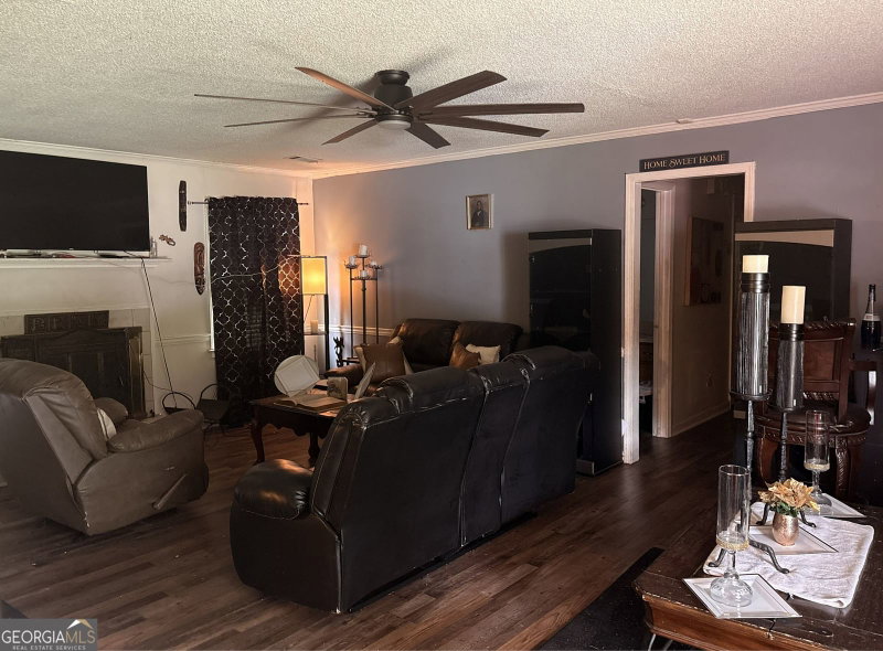 Photo 3 of 731 Jefferson Drive SW