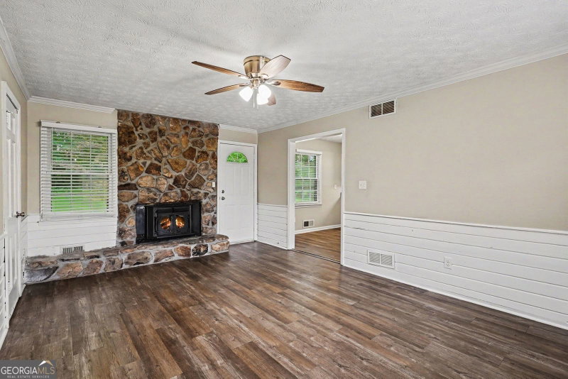 Photo 7 of 7317 Deerwood Drive