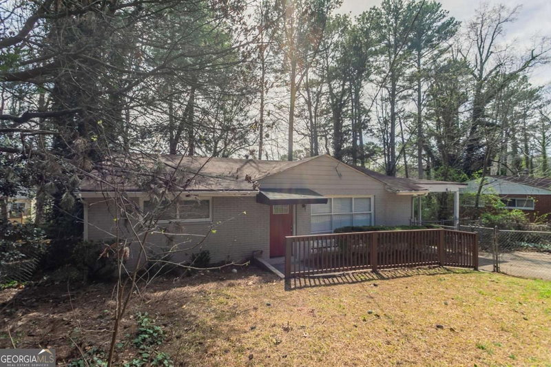 3425 Longleaf Drive