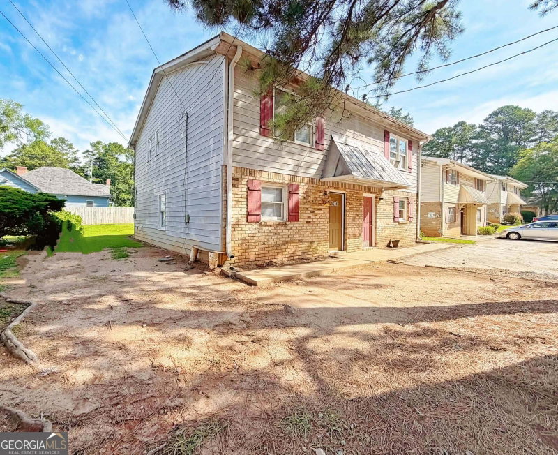 Photo 2 of 935 Six Oaks Circle #B