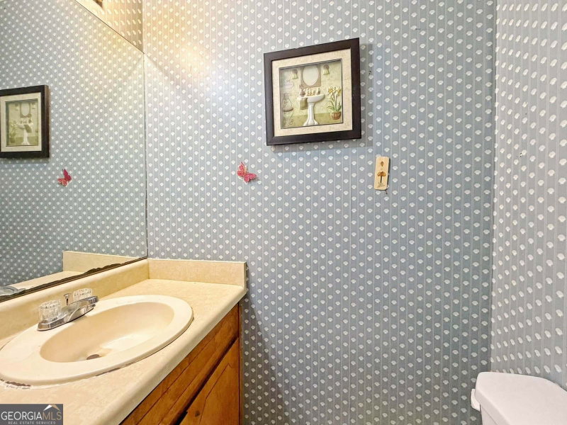 Photo 15 of 935 Six Oaks Circle #B