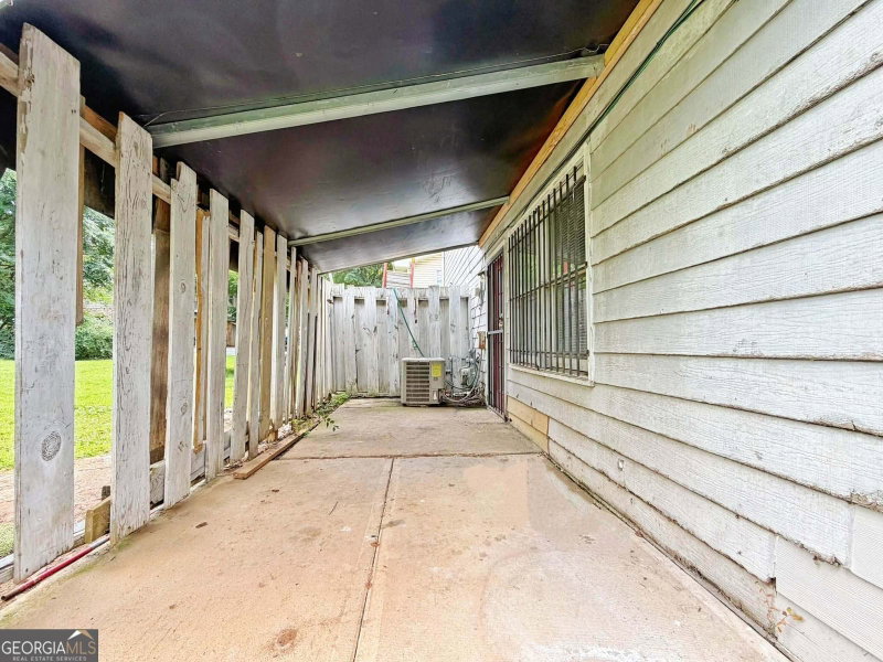 Photo 19 of 935 Six Oaks Circle #B