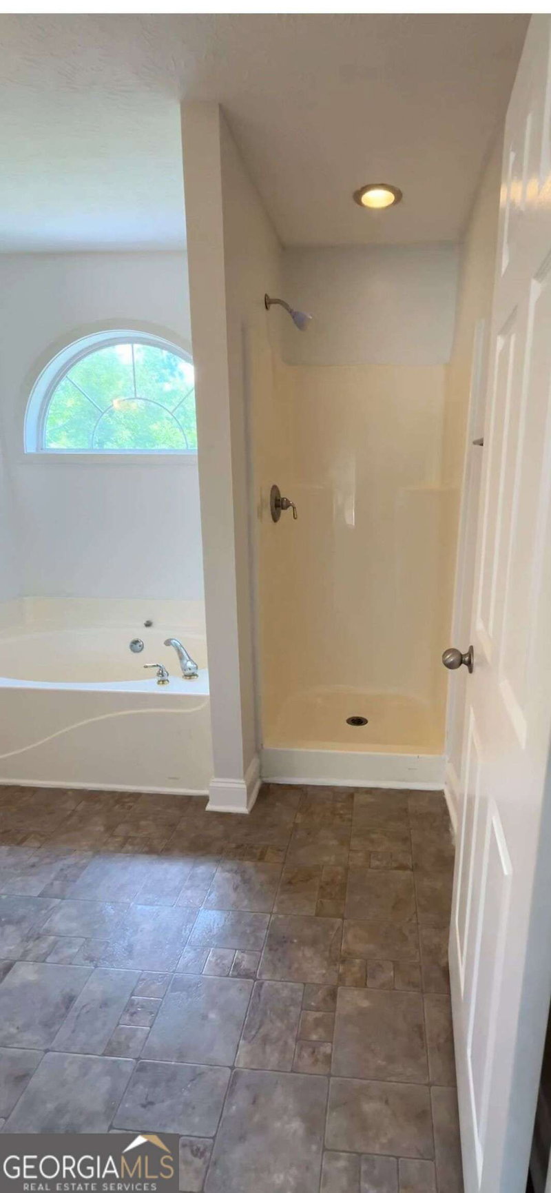 Photo 13 of 155 Summer Leigh Drive