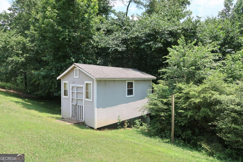 Photo 26 of 155 Summer Leigh Drive