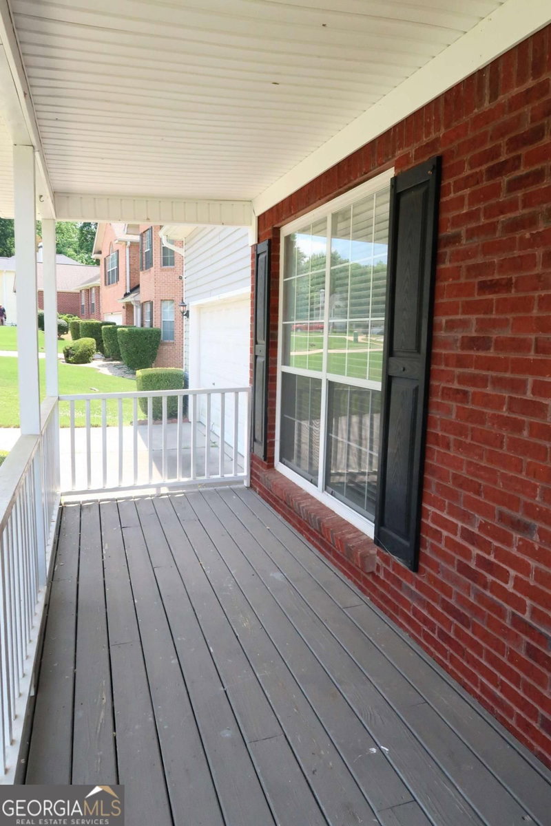 Photo 29 of 155 Summer Leigh Drive