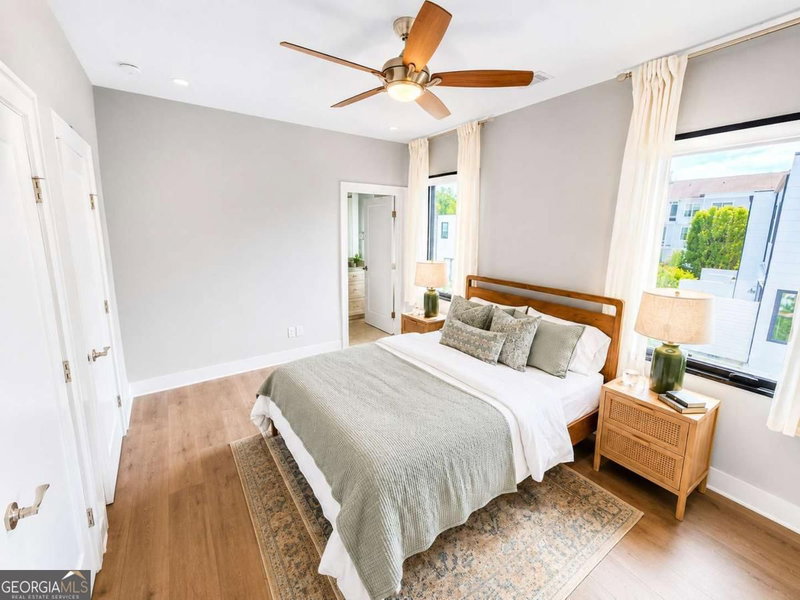 Photo 13 of 2522 Appleden Place #6