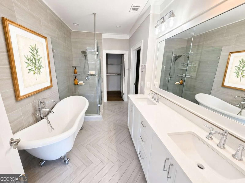 Photo 15 of 2522 Appleden Place #6