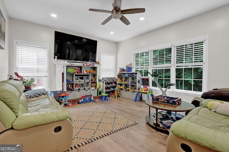 Photo 12 of 3960 Oak Park Drive