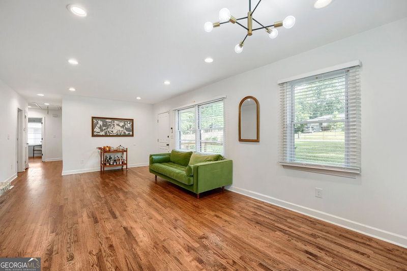 Photo 6 of 3235 Beech Drive