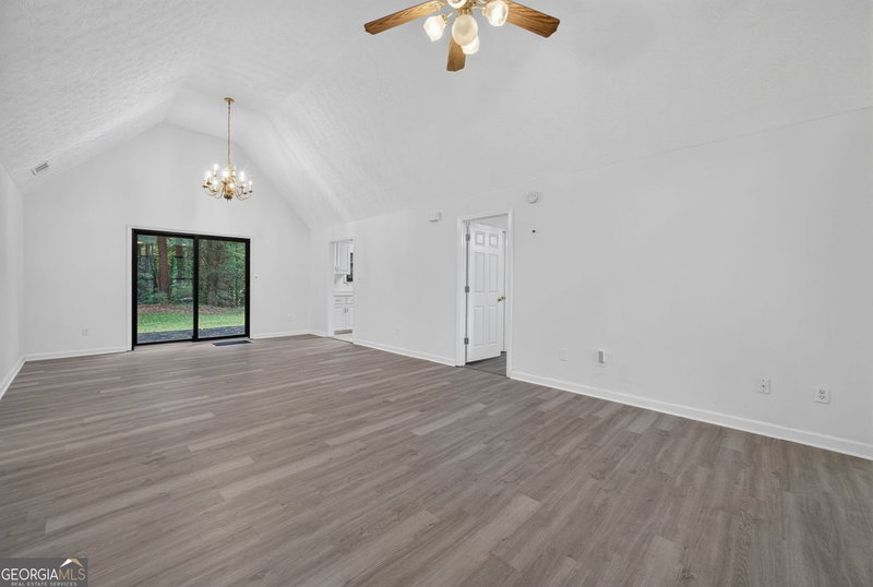 Photo 5 of 494 Spring Street