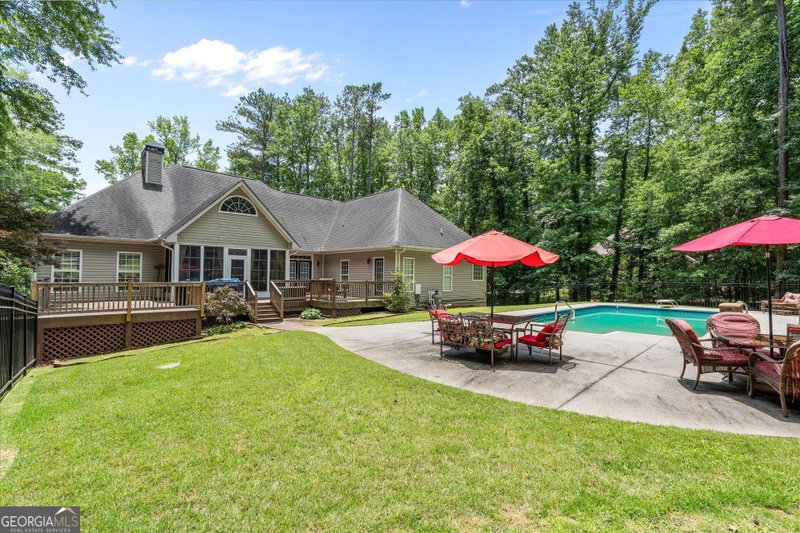 Photo 2 of 4050 Golfview Court