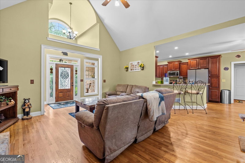 Photo 12 of 4050 Golfview Court