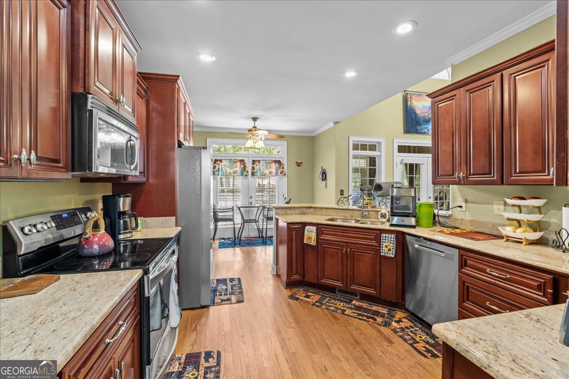 Photo 20 of 4050 Golfview Court