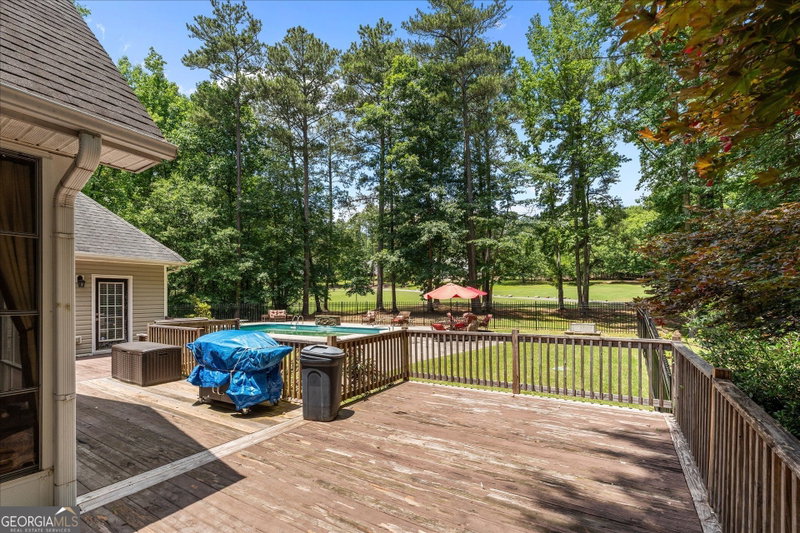 Photo 43 of 4050 Golfview Court