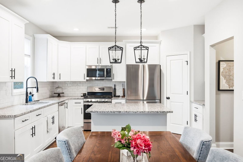 Photo 11 of 238 Observation Pointe