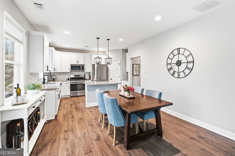 Photo 9 of 238 Observation Pointe
