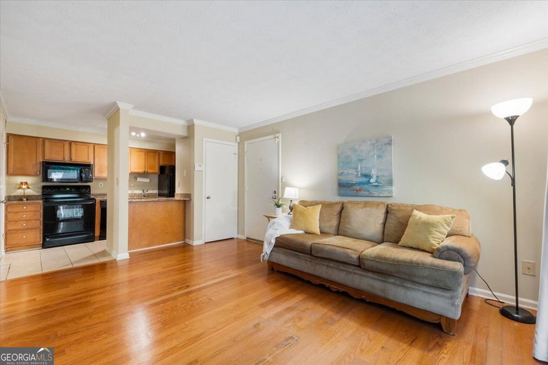 3140 Seven Pines Court #102
