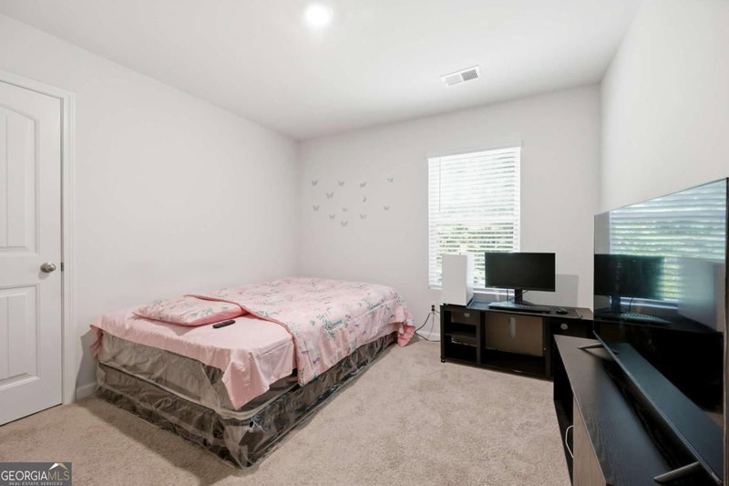 Photo 19 of 5387 Coldstream Drive