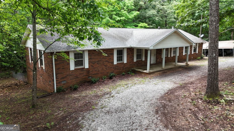 Photo 3 of 240 Bent Oak Drive