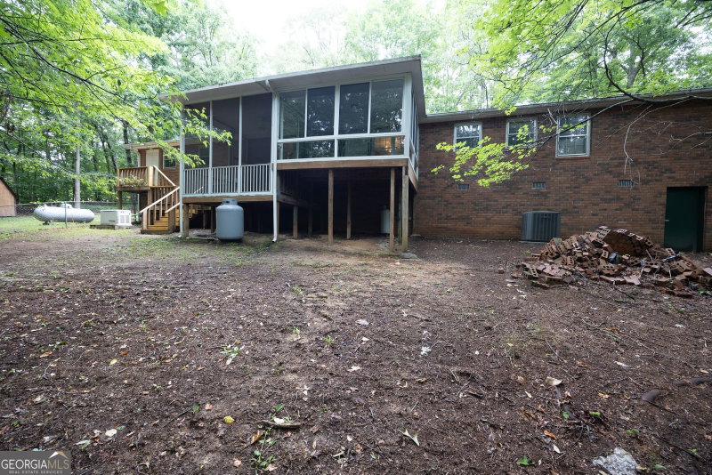 Photo 10 of 240 Bent Oak Drive
