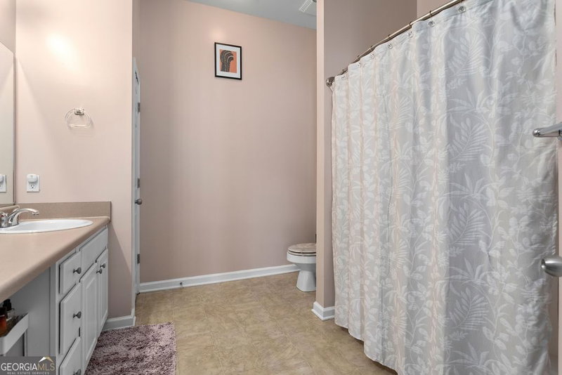 Photo 11 of 1395 Orchard Park Drive