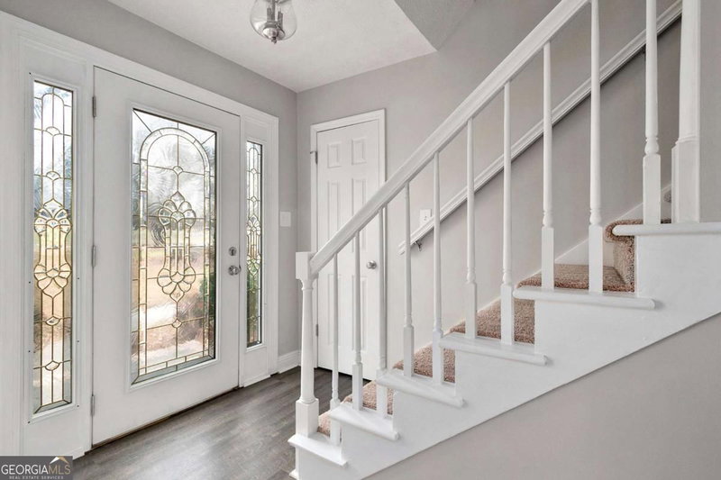 Photo 2 of 2037 Englewood Way