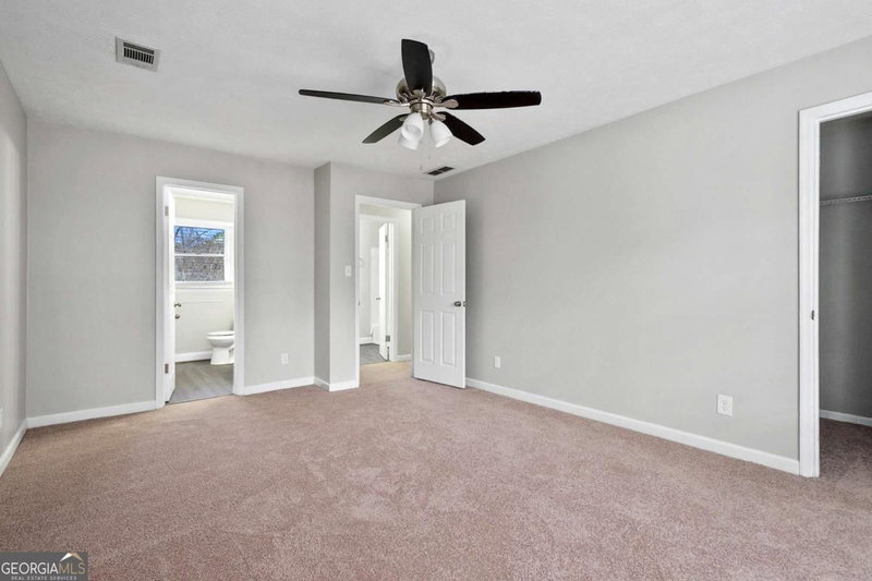 Photo 11 of 2037 Englewood Way