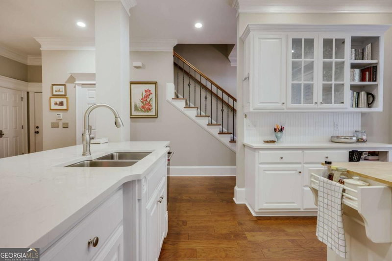 Photo 10 of 126 Briarcliff Road #2