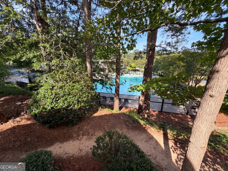 Photo 19 of 27 Chaumont Square NW