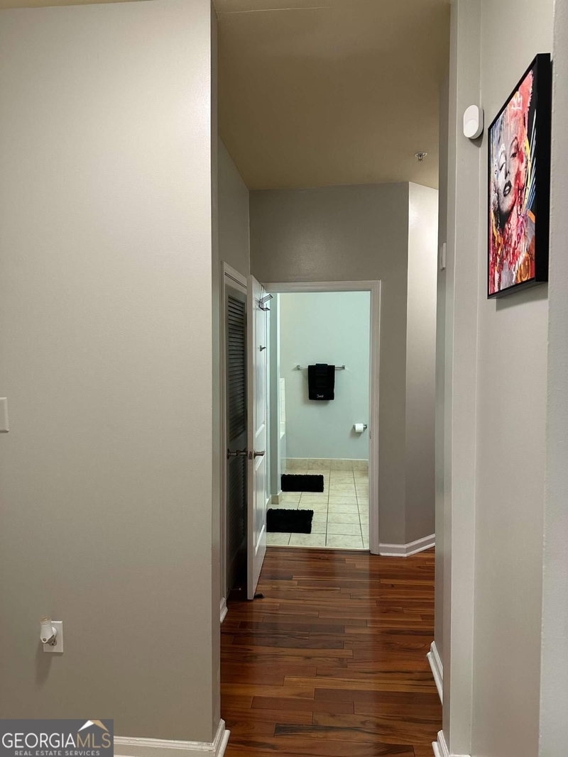 Photo 13 of 870 Mayson Turner Road NW #1110
