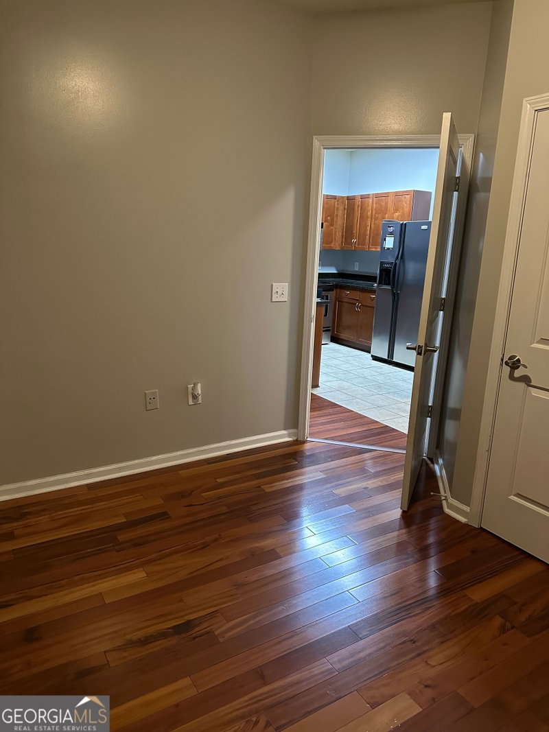 Photo 20 of 870 Mayson Turner Road NW #1110