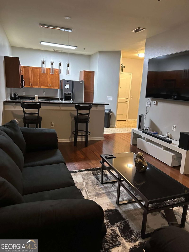 Photo 10 of 870 Mayson Turner Road NW #1110