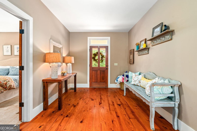 Photo 5 of 425 Oak Grove Road
