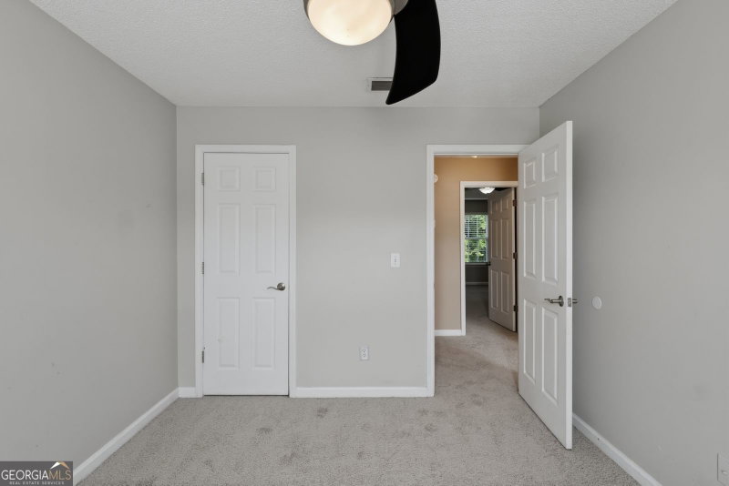 Photo 15 of 3125 Brookfield Drive