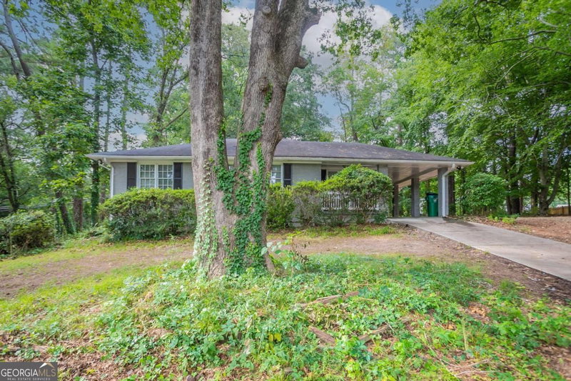 4696 Rockbridge Road