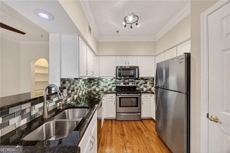 Photo 16 of 3777 Peachtree Road NE #1134
