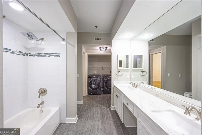 Photo 24 of 3777 Peachtree Road NE #1134