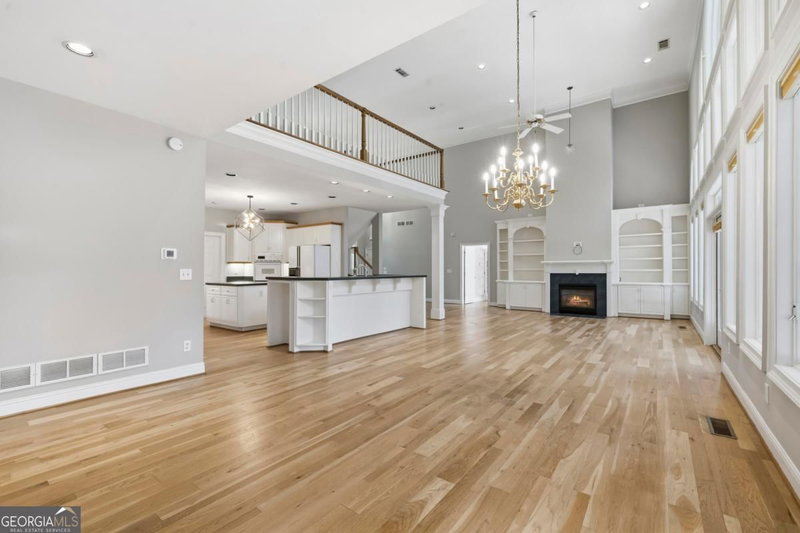 Photo 14 of 1001 Shoal Creek Court