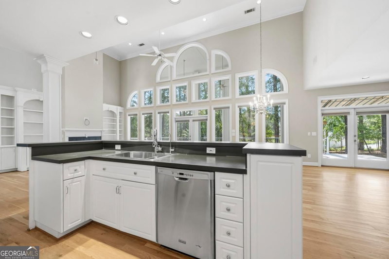Photo 22 of 1001 Shoal Creek Court