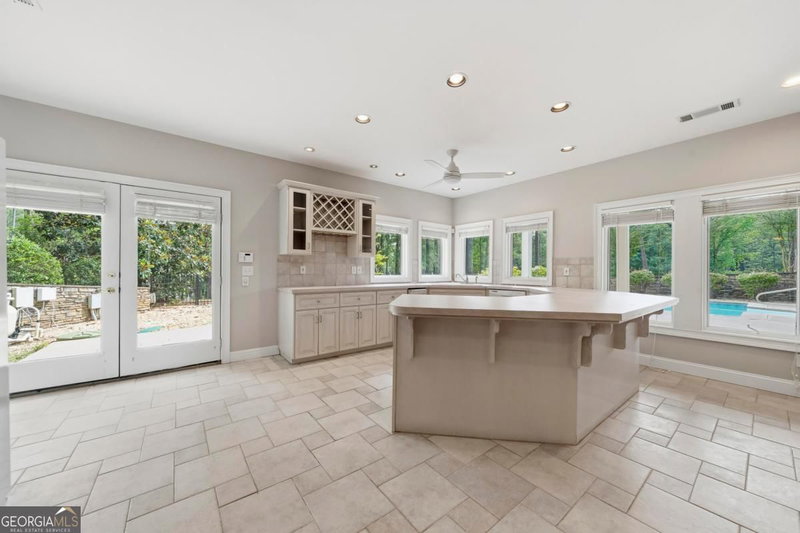 Photo 34 of 1001 Shoal Creek Court