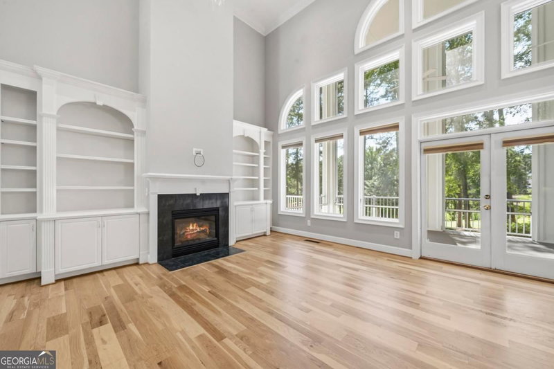 Photo 7 of 1001 Shoal Creek Court