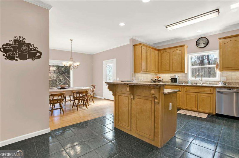 Photo 13 of 114 Hardwood Lane