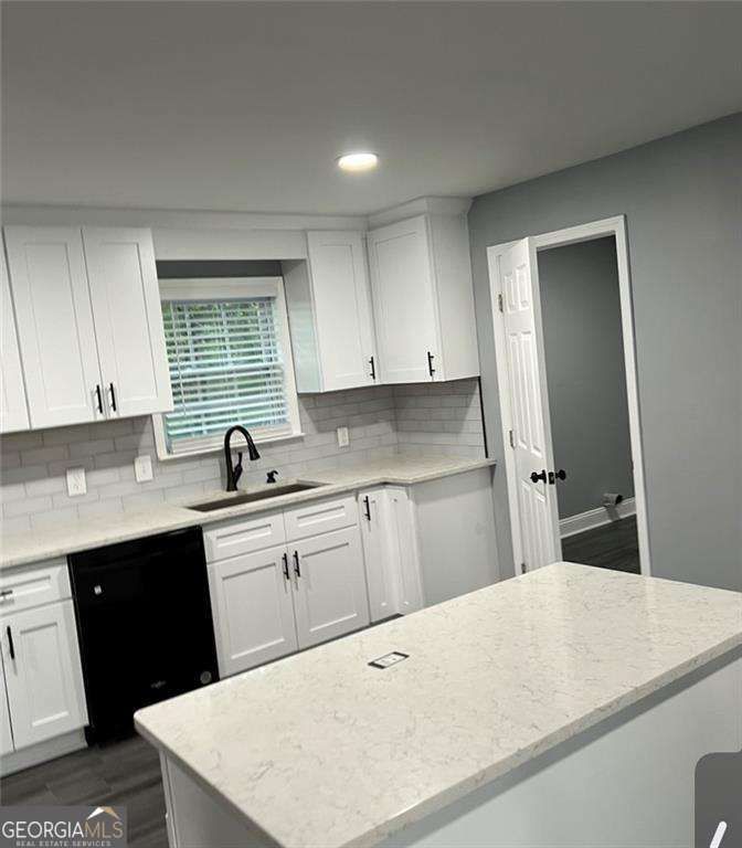 Photo 9 of 318 Willowwind Drive