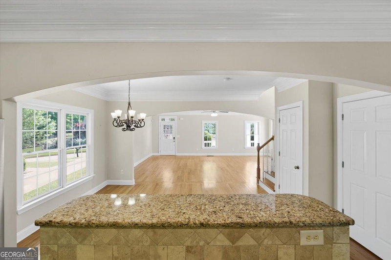 Photo 23 of 728 Markhams Drive