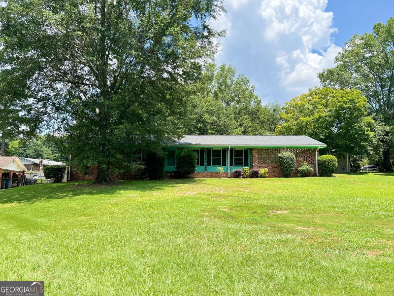 Photo 3 of 2935 Heather Drive