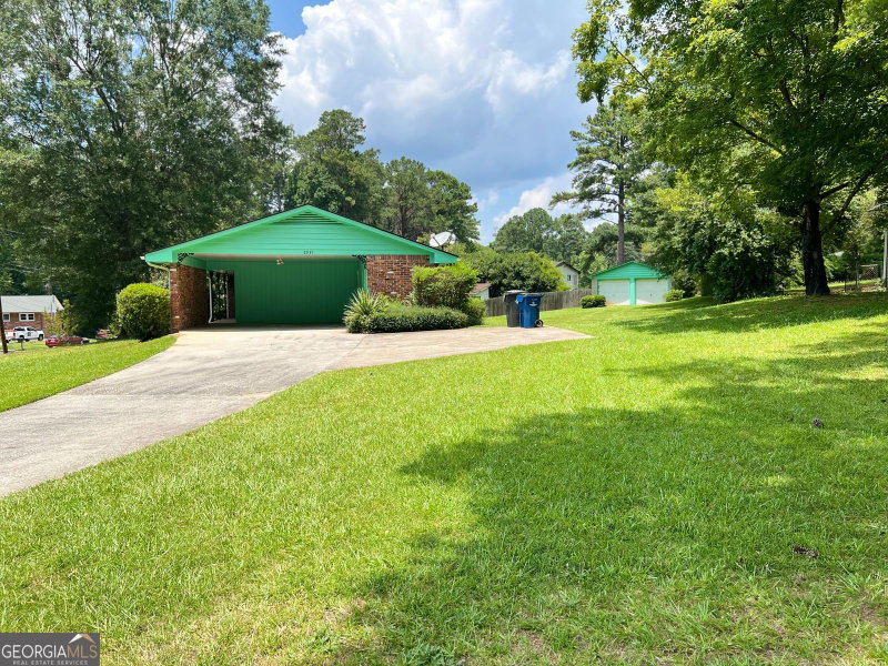 Photo 7 of 2935 Heather Drive
