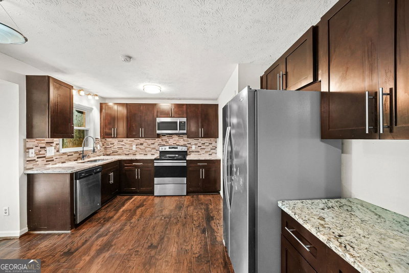 Photo 16 of 1469 W Rock Court